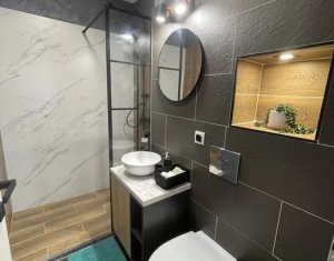 Vanzare apartament 3 camere finisat si mobilat ultramodern, cu terasa, Floresti