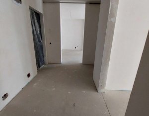 Apartament cu 2 camere, decomandat, terasa, parcare, zona VIVO