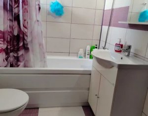 Apartament 4 camere, decomandat, 74 mp utili,  Floresti