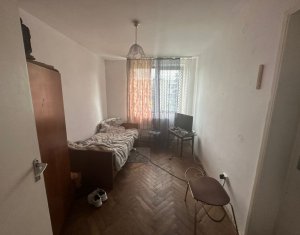 Apartament 3 camere, Plopilor,  zona Deutsches Haus, 55 mp utili, 6mp balcon