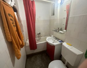 Apartament 3 camere, Plopilor,  zona Deutsches Haus, 55 mp utili, 6mp balcon