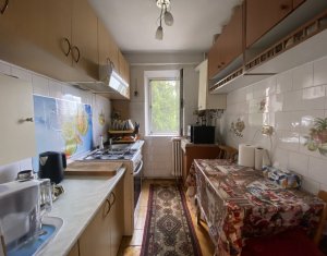 Apartament 3 camere, 52 mp, balcon, cartier Manastur
