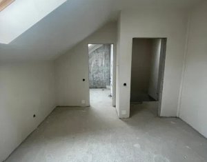 Appartement 4 chambres à vendre dans Floresti