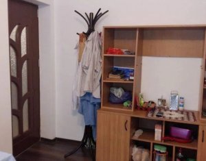 Apartment 3 rooms for sale in Baciu