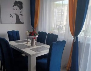 Vanzare apartament 3 camere finisat si mobilat modern, Floresti 