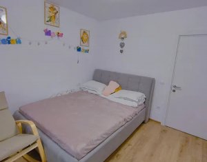 Vanzare apartament 3 camere finisat si mobilat modern, cu gradina , Floresti