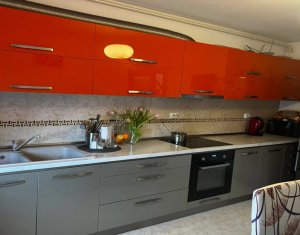 Apartament cu 4 camere, 2 niveluri, 120 mp, Apahida 