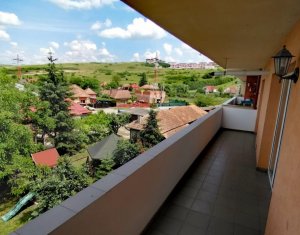 Vanzare apartament 3 camere finisat modern, in Apahida