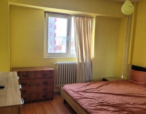 Apartament deosebit, decomandat, 3 camere, 2 bai, etaj 2, piata Cipariu