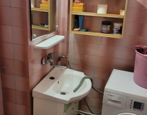 Apartament deosebit, decomandat, 3 camere, 2 bai, etaj 2, piata Cipariu