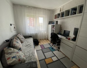 Appartement 3 chambres à vendre dans Cluj-napoca, zone Marasti