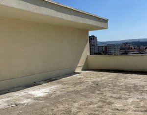 Penthouse 92 mp, terase generoase, lux, parcare subterana, Centru