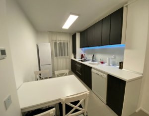Apartament 3 camere, lux, 2 balcoane, 2 bai, zona Aurel Vlaicu