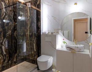 Vanzare apartament 3 camere finisat si mobilat lux  zona semicentrala Cluj