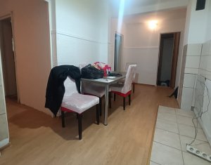 Sale apartment 3 rooms in Cluj-napoca, zone Manastur