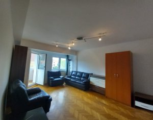 Apartament 4 camere, decomandat, 100 mp, Piata Cipariu