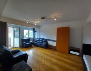 Apartament 4 camere, decomandat, 100 mp, Piata Cipariu