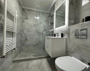 Vanzare apartament 3 ,camere,2 balcoane , finisat  modern, Zona Calvaria