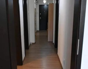 Apartament 4 camere, decomandat, 65 mp,etaj intermediar, zona Big, Manastur