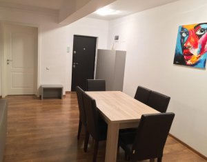 Vanzare apartament 3 camere, 60 mp gradina, in Floresti, zona Sub Cetate
