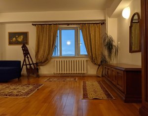 Apartament deosebit, 4 camere, 2 bai, etaj 5/8, zona Interservisan, in P-uri
