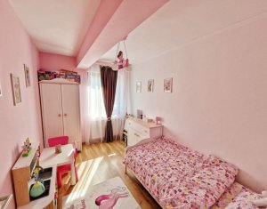 Apartament 4 camere, finisat, parcare subterana, 80 mp, gradina 70 mp, Floresti