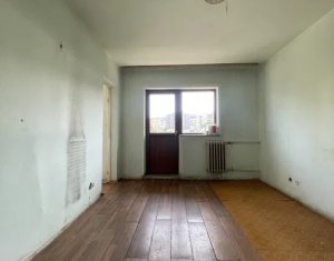 Garsoniera, etaj intermediar, 25 mp, zona Big, Manastur
