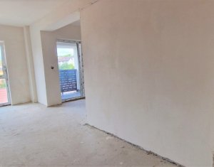 Apartament la etaj intermediar, Calea Baciului