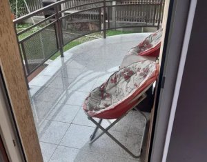 Vanzare apartament 3 camere, finisat si mobilat, Floresti 