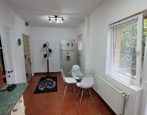 Appartement 3 chambres à vendre dans Cluj-napoca, zone Andrei Muresanu