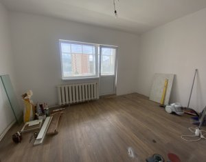 Appartement 3 chambres à vendre dans Cluj-napoca, zone Manastur