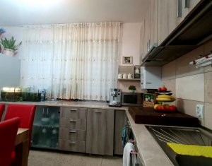 Apartament 3 camere, complet dotat, modern, strada Stadionului, Floresti