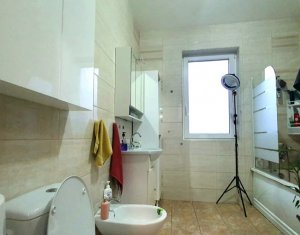 Appartement 3 chambres à vendre dans Floresti