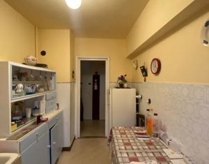Vanzare apartament cu 2 camere, aproape de Iulius Mall