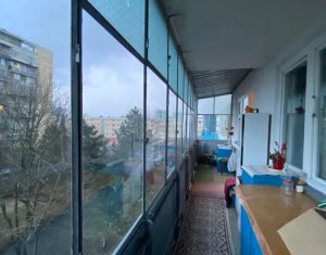 Vanzare apartament cu 2 camere, aproape de Iulius Mall