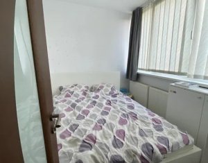 Apartament 3 camere, decomandat, etaj intermediar, 64mp, Zona Campului, Manastur