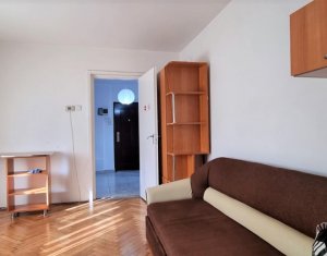 Apartament la etaj intermediar, zona Constantin Brancusi