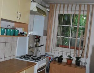 Apartament cu o camera, la casa, 38 mp , zona strazii Garii