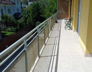 Vand apartament 3 camere, 108 mp, terasa 32 mp,zona Grand Hotel Italia