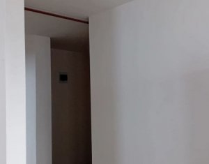 Vanzare apartament 3 camere Floresti, semifinisat, 2 terase si gradina