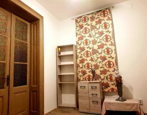 Appartement 3 chambres à vendre dans Cluj-napoca, zone Centru