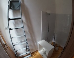 Apartament cu 2 camere, Centru, 60mp,mansardabil