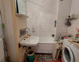 Apartament cu 2 camere, decomandat, etaj 1, Grigorescu, zona Coloane