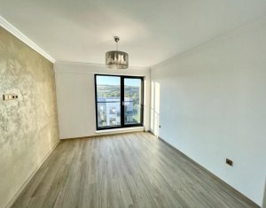 Apartament 3 camere, garaj, situat in Floresti, zona VIVO