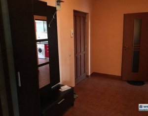 Vanzare apartament 2 camere + garaj, Floresti