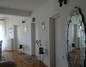 Vanzare apartament cu 2 camere, 70mp, Floresti, zona Eroilor