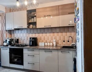Vand apartament cu 3 camere in Marasti, aproape de Iulius Mall