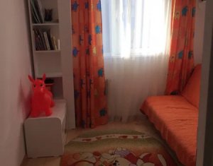 Apartament 3 camere, semidecomandat, zona BIG