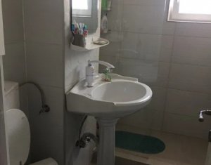 Apartament 3 camere, semidecomandat, zona BIG