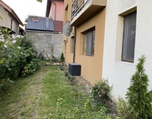 Vanzare apartament 3 camere, 76mp, Floresti, zona Cetatii